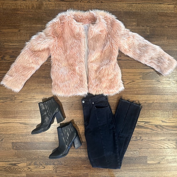 Chelsea28 Jackets & Blazers - Chelsea 28 Faux Fur Jacket